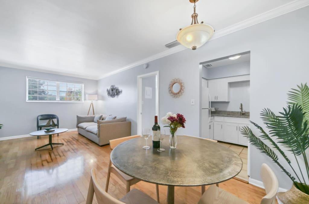 Designed And Well Located Chic 1Br With Parking Apartment Tampa Luaran gambar