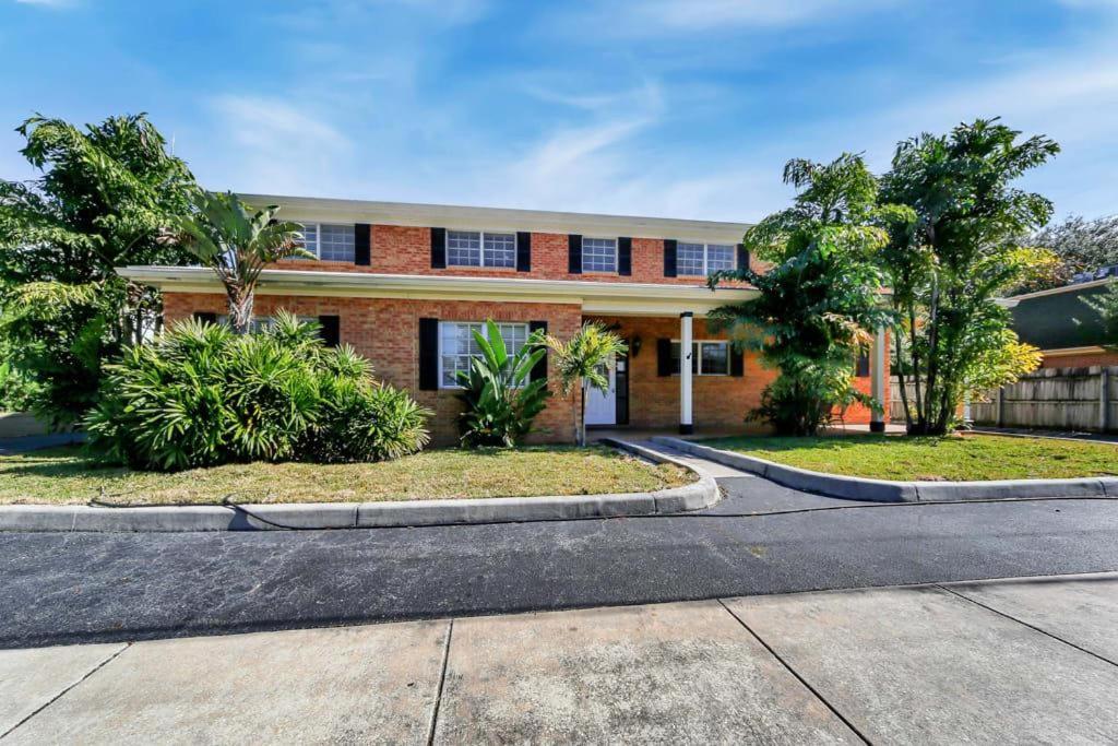 Designed And Well Located Chic 1Br With Parking Apartment Tampa Luaran gambar